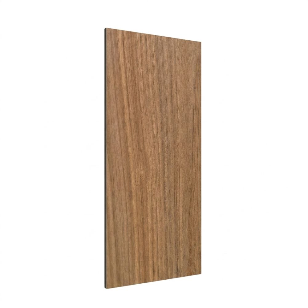 Tấm Than Tre Vân Gỗ iWood WG-6 Hình ảnh tấm ốp than tre iWood WG-6 (Walnut) thuộc series Wood Grain. Sản phẩm nổi bật với bề mặt vân gỗ tự nhiên óc chó – một trong những loại vân gỗ cao cấp và được ưa chuộng nhất trong thiết kế nội thất. Thớ gỗ óc chó chạy dọc mượt mà, tông màu nâu ấm đặc trưng mang lại cảm giác sang trọng, tinh tế và đẳng cấp. Phù hợp với các phong cách nội thất Luxury, Classic, Mid-Century Modern hoặc Contemporary cao cấp. Thông số kỹ thuật: dày 8mm, rộng 1220mm, chiều dài đa dạng 2 – 2.44 – 2.8 – 3 – 3.3 – 3.6 – 4m. Ứng dụng ốp tường nội thất, ngoại thất, thân thiện môi trường.
